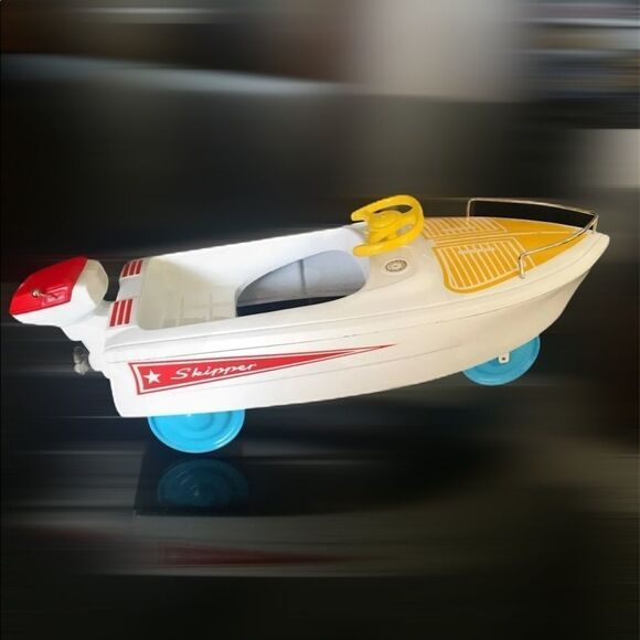 Diecast Metal Motorboat Pedalcar - Picture 2 of 9